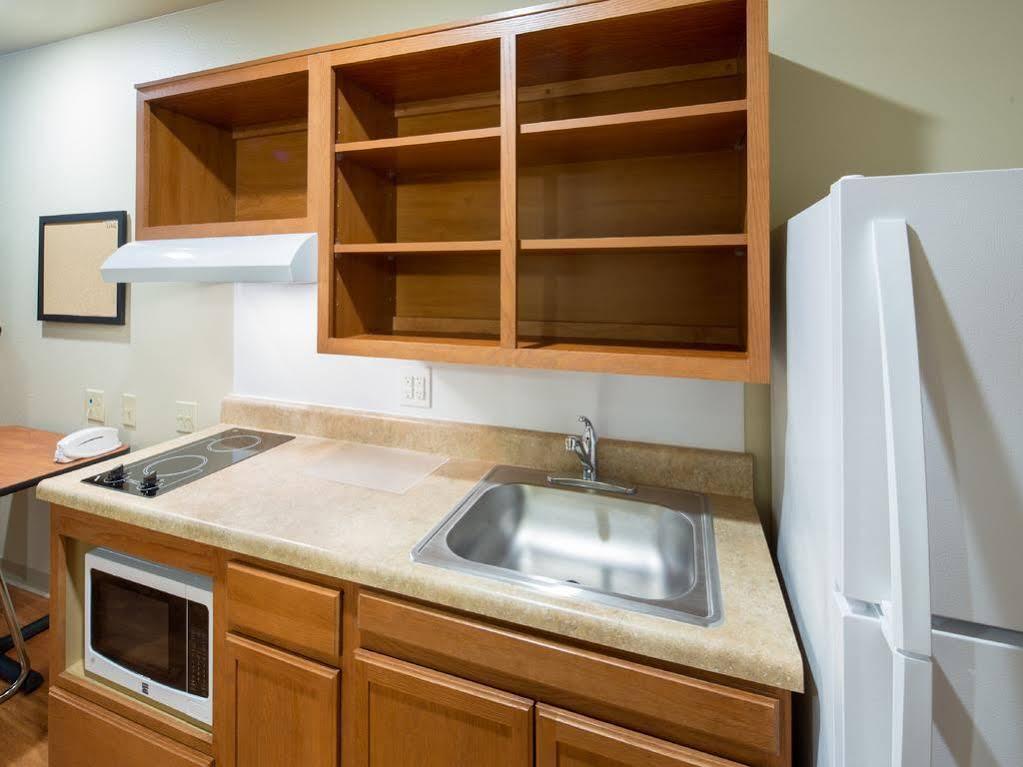 Woodspring Suites ミッドランド エクステリア 写真