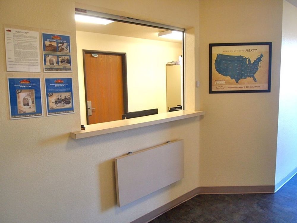 Woodspring Suites ミッドランド インテリア 写真
